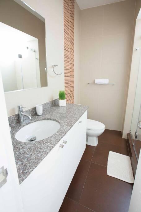 Mla Apartments - Larcomar Apartment